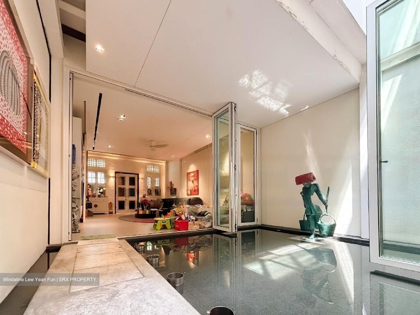 Leonie Hill (D9), Terrace #486130091